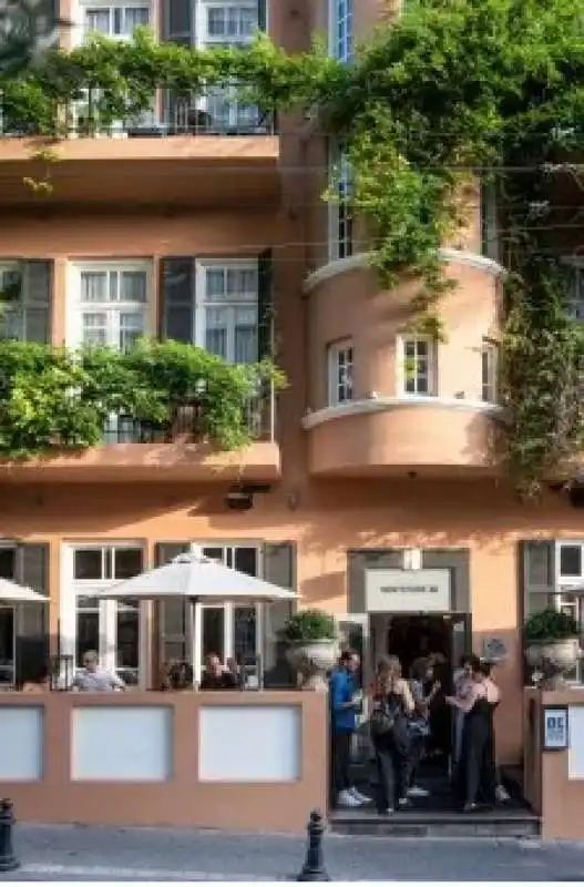 ristorante di tel aviv frequentato da quentin tarantino