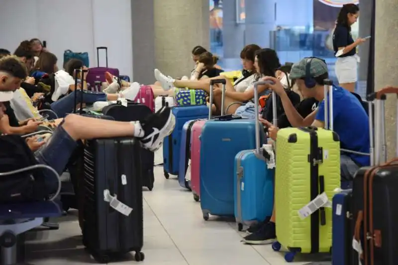 scioperi e ritardi in aeroporto