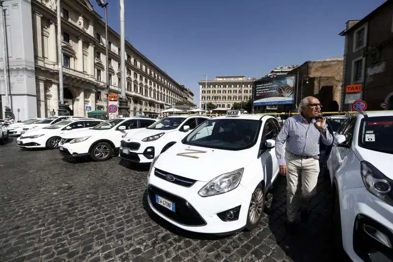 sciopero taxi roma   2