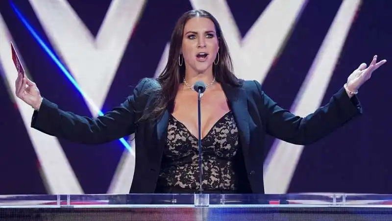 stephanie mcmahon 2