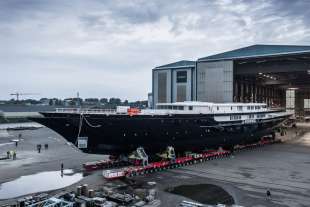 superyacht y721 di jeff bezos 1