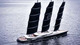 superyacht y721 di jeff bezos 3