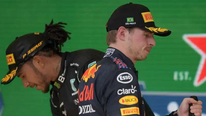 VERSTAPPEN HAMILTON 14