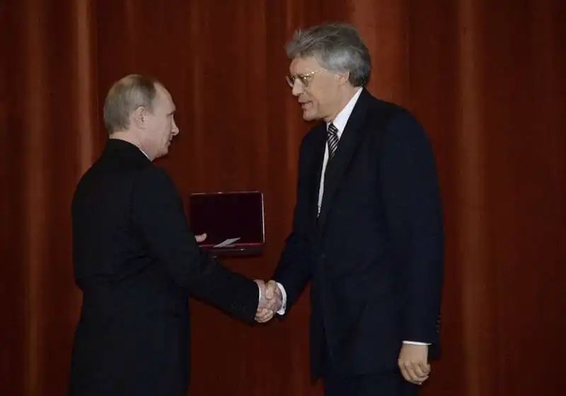 VLADIMIR PUTIN SERGEY RAZOV