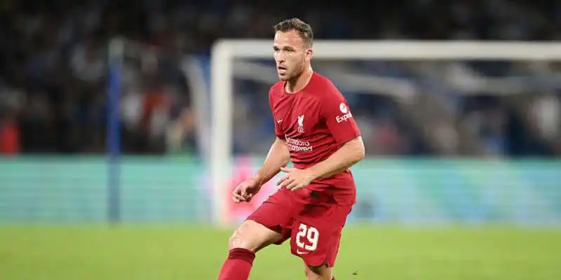 ARTHUR MELO 