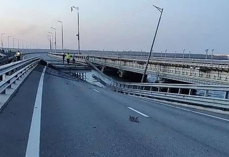 attacco al ponte di kerch, in crimea 17 luglio 2023 10