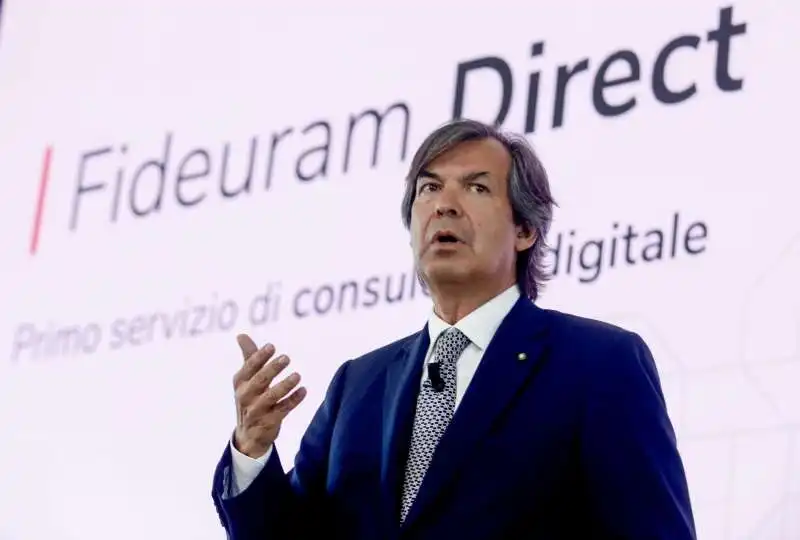 carlo messina   presentazione fideuram direct advisor al grattacielo gioia22 di milano  