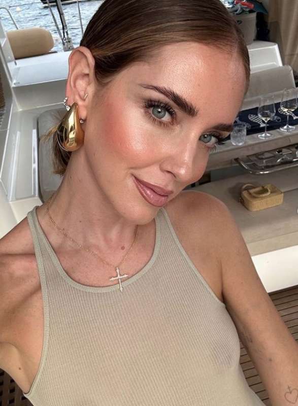 chiara ferragni in sicilia 8