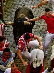 corsa dei tori a pamplona 12