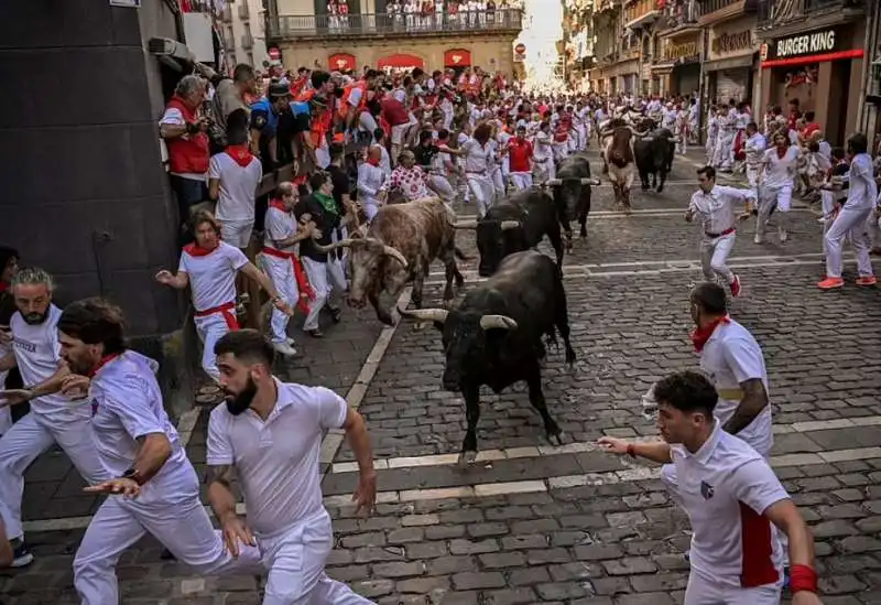 corsa dei tori a pamplona   7