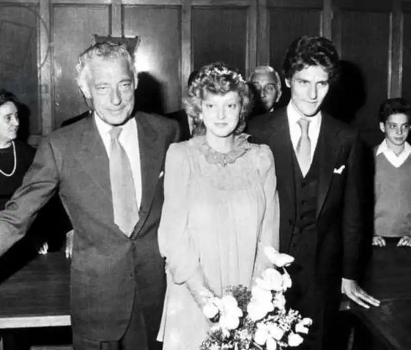 gianni agnelli al matrimoni della figlia margherita con alain elkann 