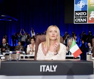 giorgia meloni al vertice nato di vilnius