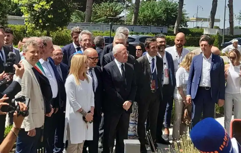 GIORGIA MELONI E GENNARO SANGIULIANO CON GAETANO MANFREDI E VINCENZO DE LUCA A POMPEI - INAUGURAZIONE FRECCIAROSSA DA ROMA