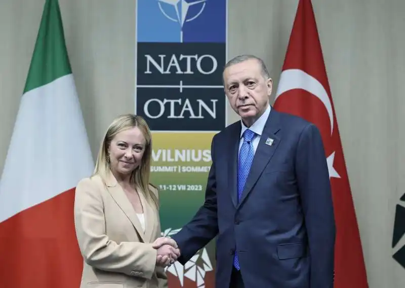 GIORGIA MELONI - RECEP TAYYIP ERDOGAN - VERTICE NATO VILNIUS 