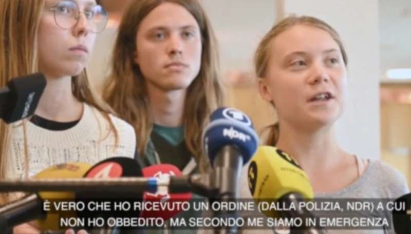 greta thunberg in tribunale 3