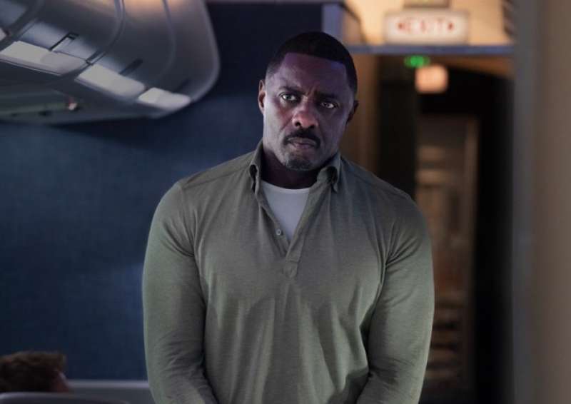 idris elba hijack