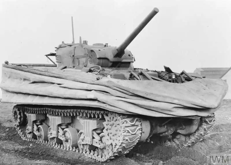 il carro armato anfibio sherman 