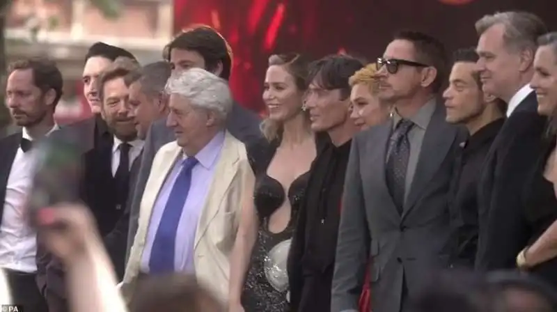 IL CAST DI OPPENHEIMER ABBANDONA LA PREMIERE  3