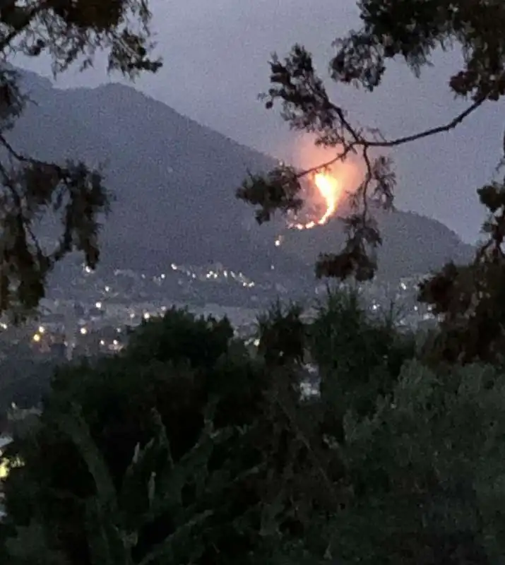 incendi a palermo 