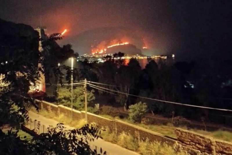 incendi a palermo 2