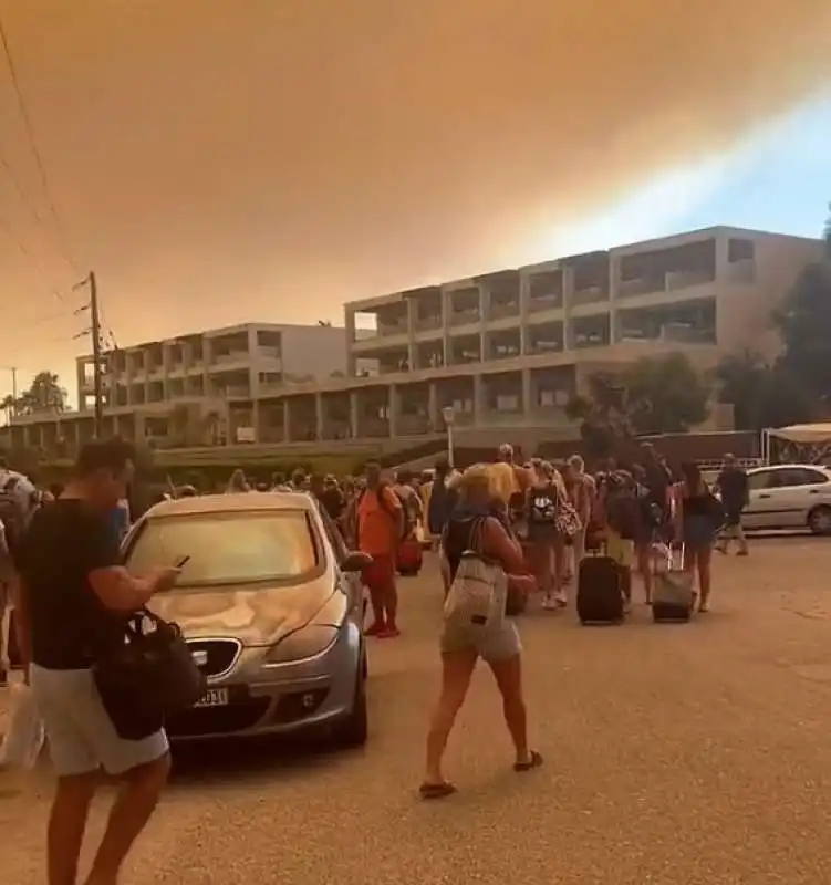 incendi a rodi 6