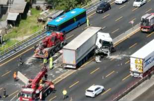 INCIDENTE SULL AUTOSTRADA DEI LAGHI A LAINATE