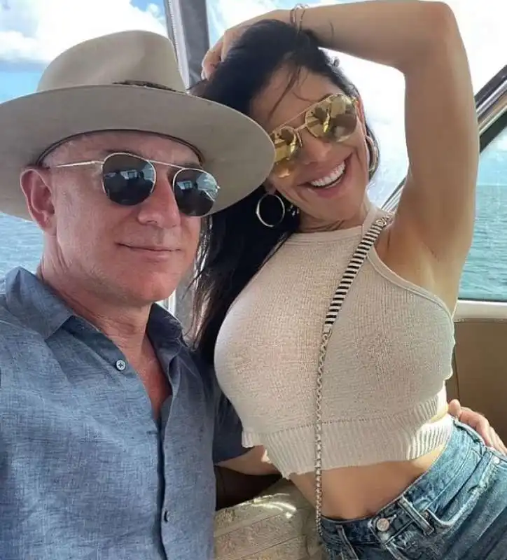 jeff bezos lauren sanchez 1