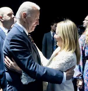 joe biden giorgia meloni vertice nato vilnius 2