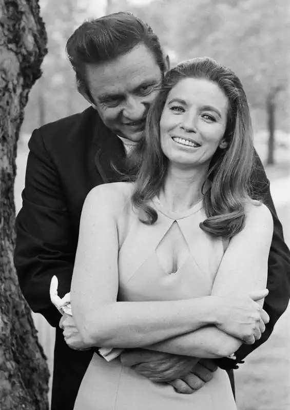 johnny cash june carter 1968