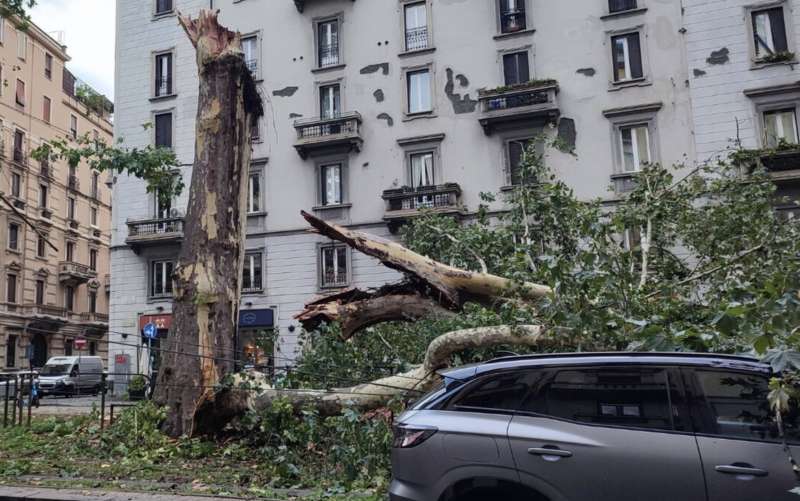 maltempo nubifragio a milano 3