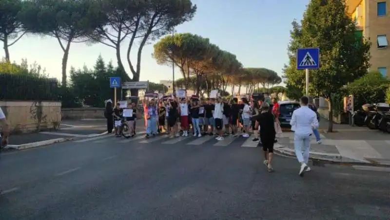 MANIFESTAZIONE A PRIMAVALLE PER MICHELLE CAUSO