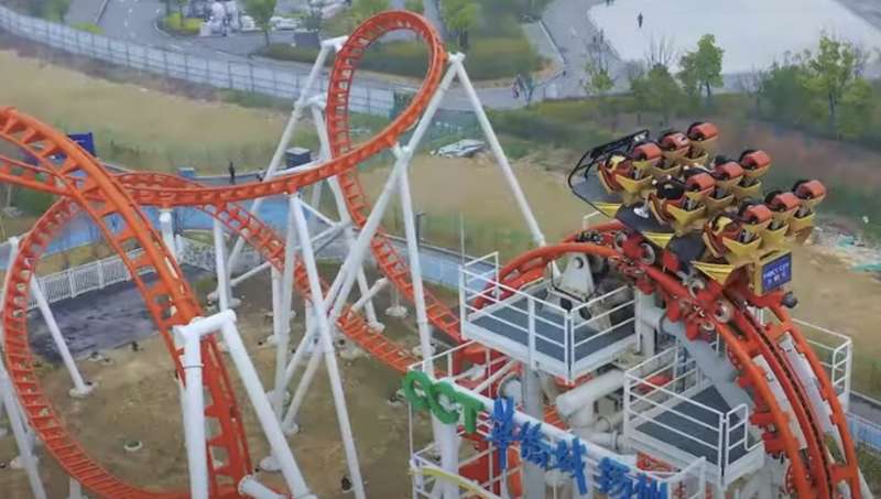 montagne russe zamperla 2