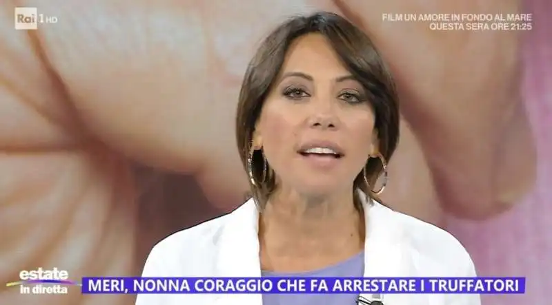 NUNZIA DE GIROLAMO - ESTATE IN DIRETTA