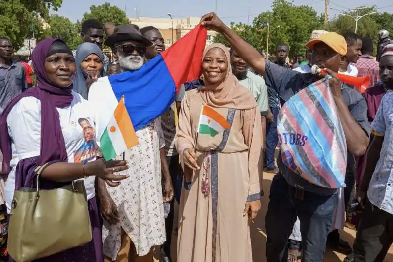 proteste anti francesi a diamey in niger   1