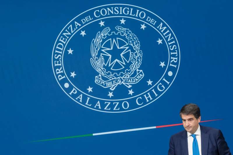 raffaele fitto presenta le modifiche al pnrr 1