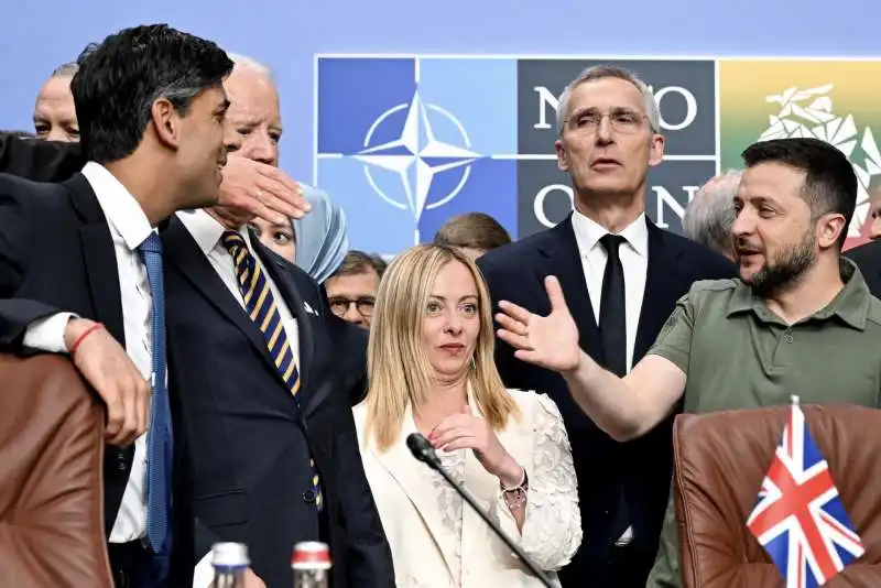 rishi sunak   joe biden   giorgia meloni   jens stoltenberg   volodymyr zelensky   vertice nato di vilnius 