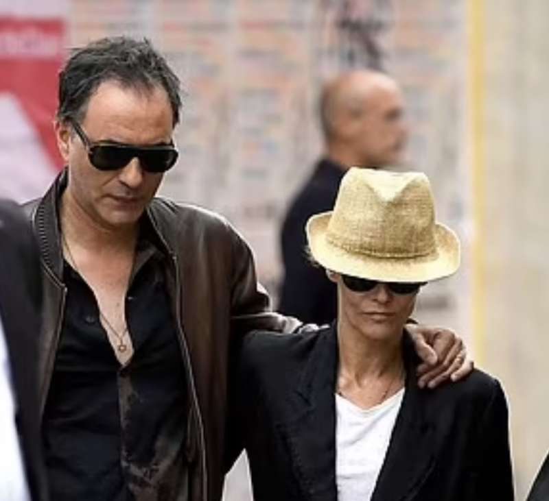 samuel benchetrit vanessa paradis funerali jane birkin