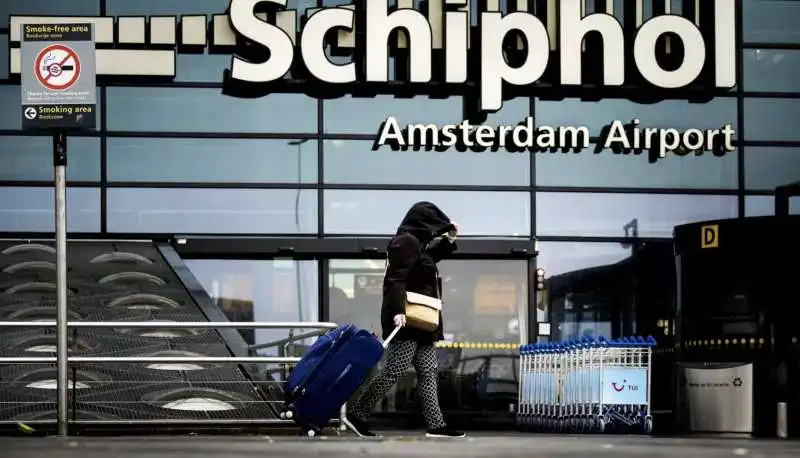 Schiphol aeroporto amsterdam 