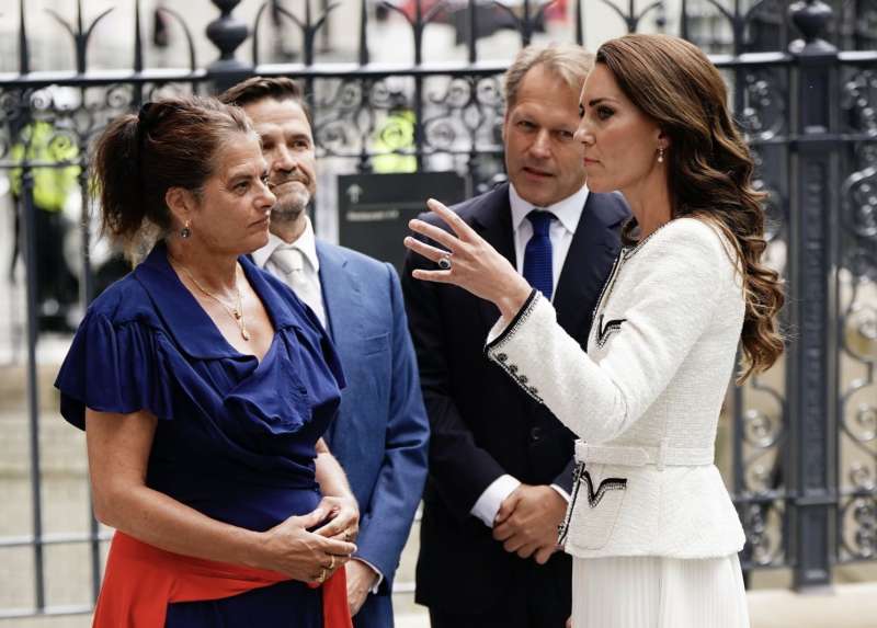 tracey emin con kate middleton national portrait gallery