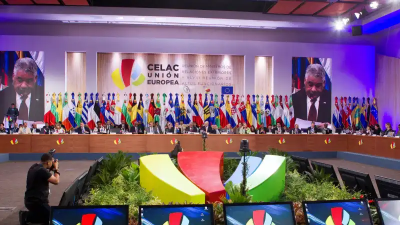 vertice Ue-Celac america latina