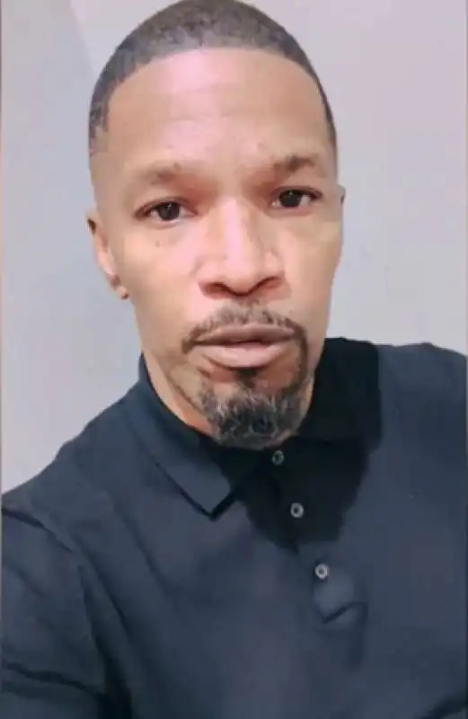 video di jamie foxx dopo il ricovero