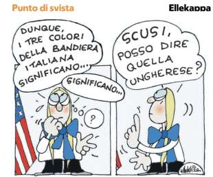 VIGNETTA DI ELLEKAPPA SU GIORGIA MELONI INTERROGATA SUL SIGNIFICATO DEI COLORI NELLA BANDIERA ITALIANA