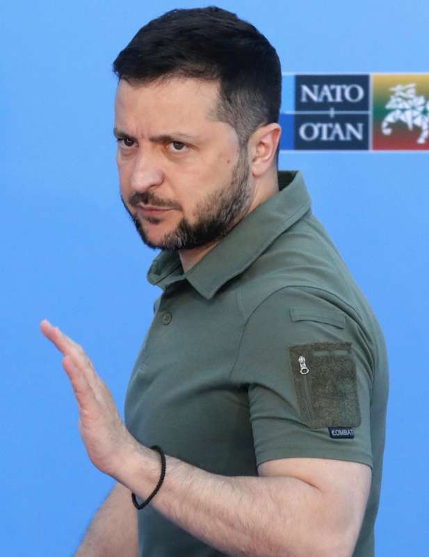 volodymyr zelensky al vertice nato di vilnius 2