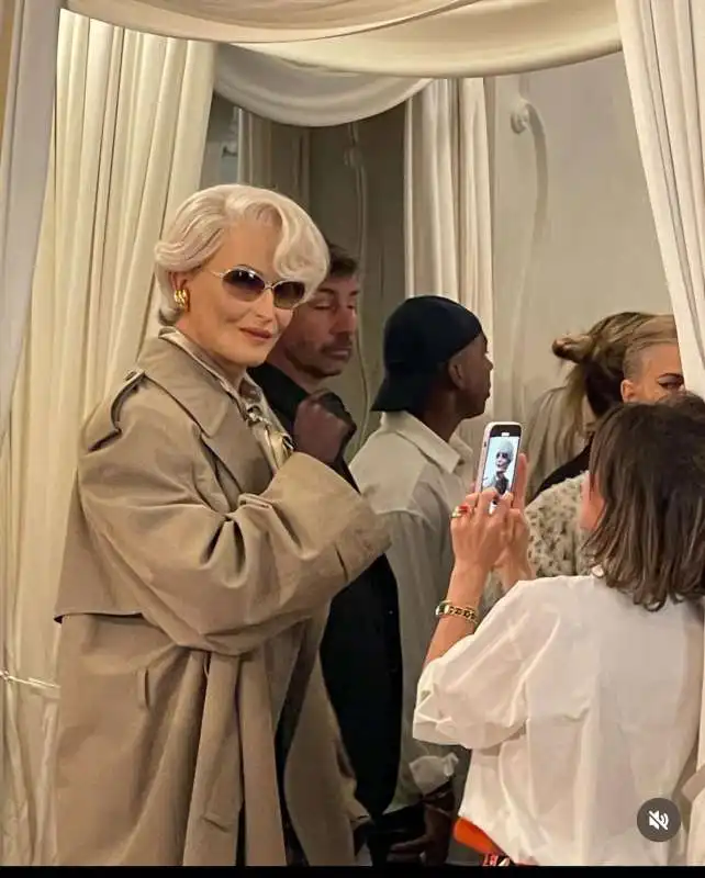 alexis stone nei panni di miranda priestly  2