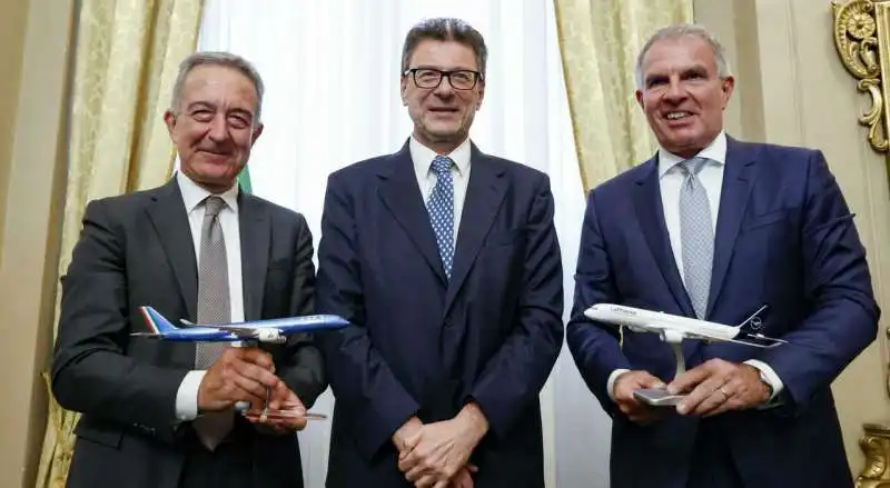 Antonino Turicchi Giancarlo Giorgetti e Carsten Spohr (1)