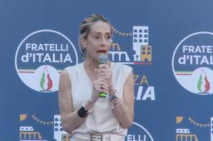 arianna meloni piazza italia la festa di fratelli d italia roma 8