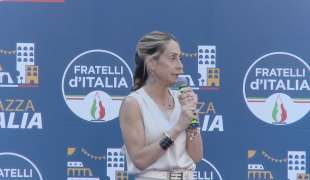 arianna meloni piazza italia la festa di fratelli d italia roma 9