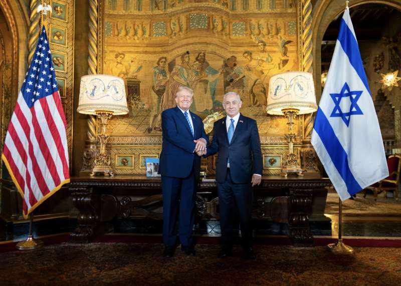 DONALD TRUMP E BENJAMIN NETANYAHU A MAR-A-LAGO