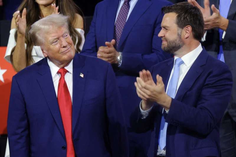 DONALD TRUMP E JD VANCE ALLA CONVENTION REPUBBLICANA DI MILWAUKEE