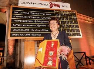 DONATELLA DI PIETRANTONIO VINCE IL PREMIO STREGA